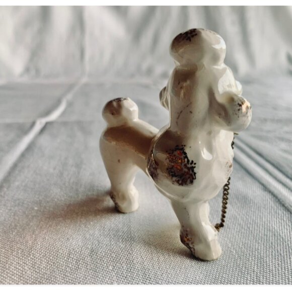 Vintage Mid-Century Ceramic Poodle Figurine With Chain Collar - Picture 3 of 6